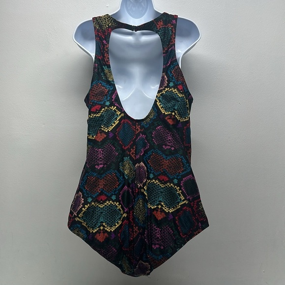 Torrid One 1 Piece Swim Suit High Neck Shimmer Snake Skin Print Plus Size 4X - Picture 8 of 11